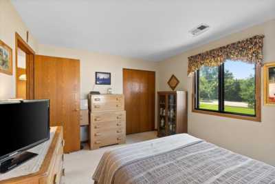 Home For Sale in Thiensville, Wisconsin