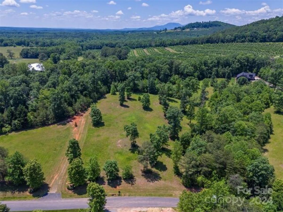 Picture of Residential Land For Sale in Columbus, North Carolina, United States