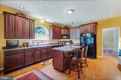 Home For Sale in Hockessin, Delaware