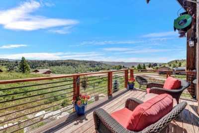 Home For Sale in Clark, Colorado