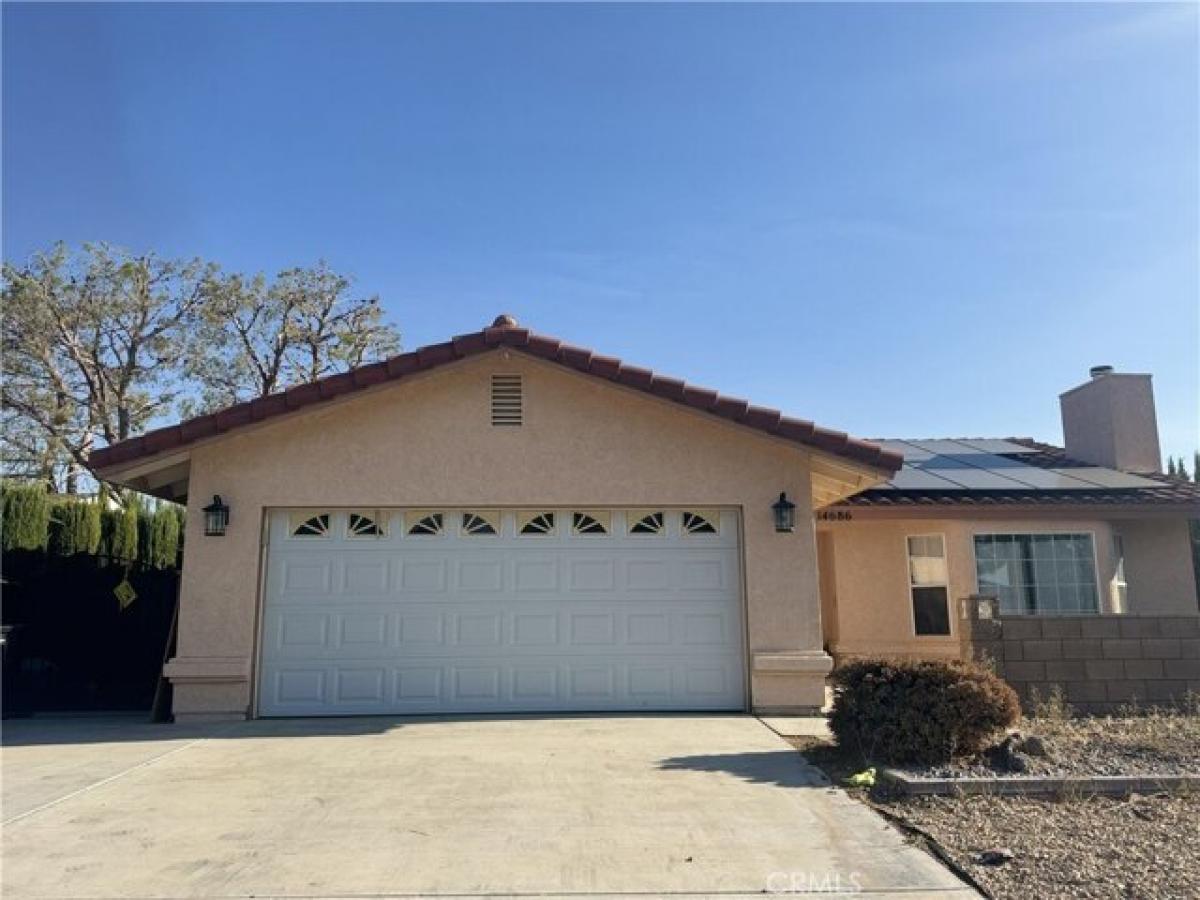 Picture of Home For Sale in Helendale, California, United States