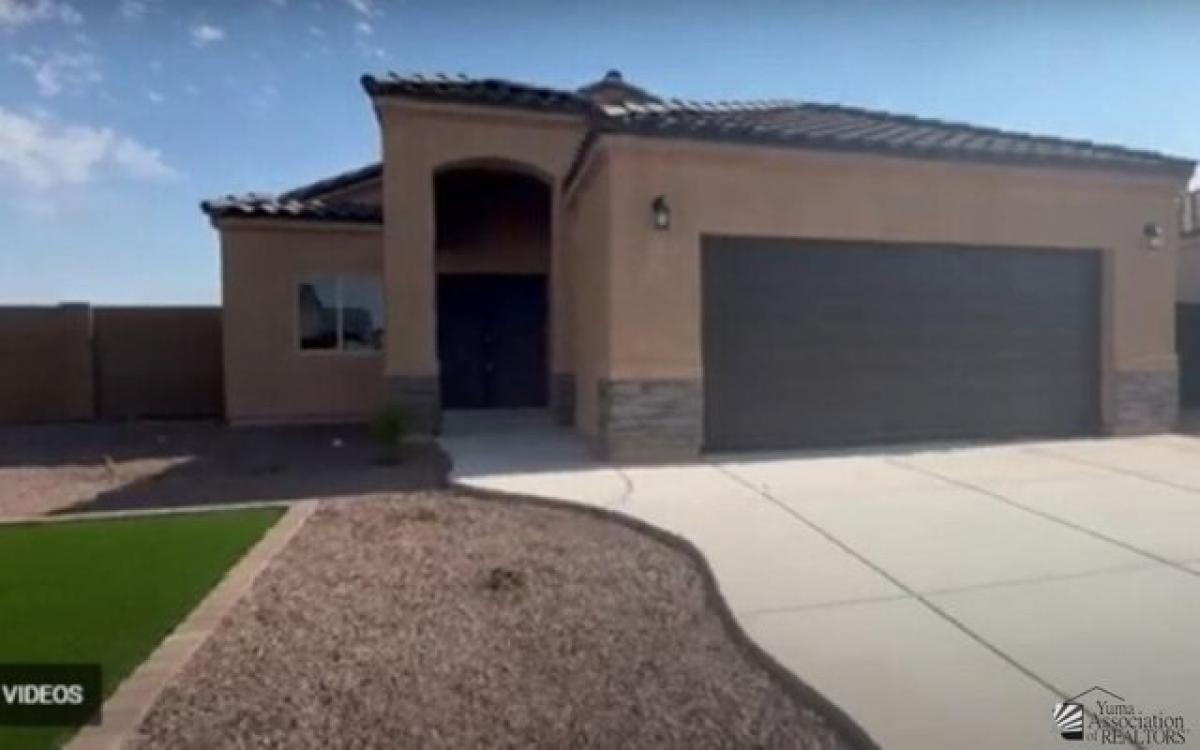 Picture of Home For Sale in San Luis, Arizona, United States