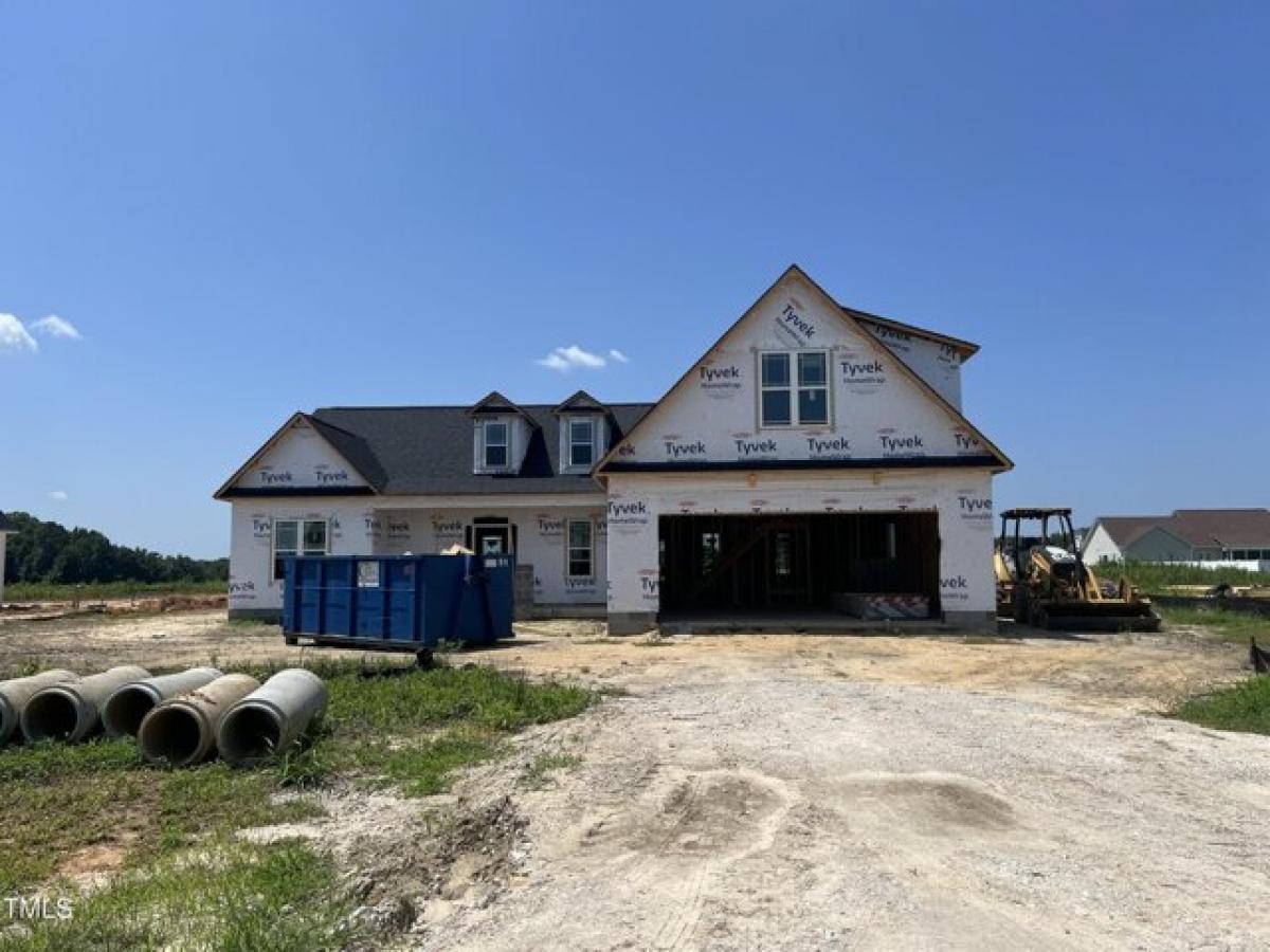 Picture of Home For Sale in Smithfield, North Carolina, United States