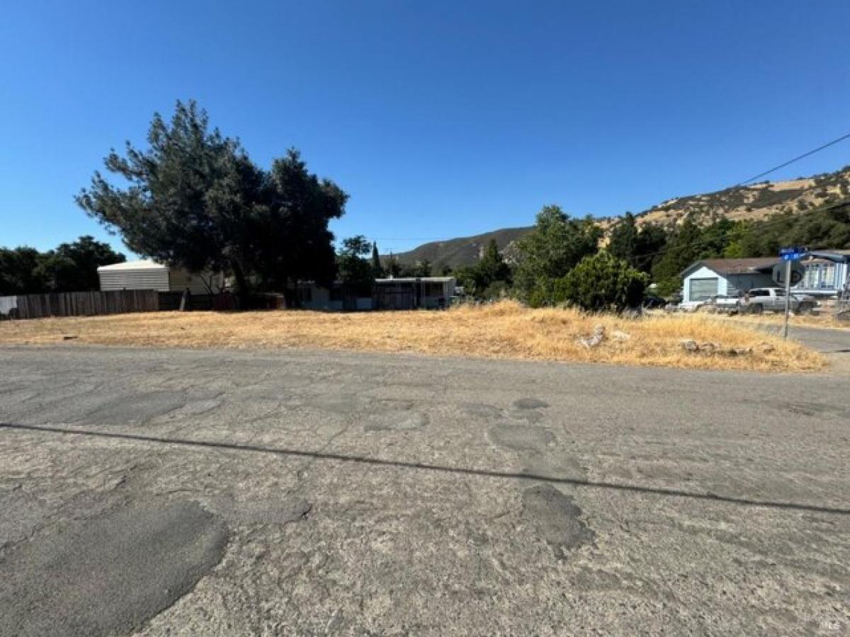 Picture of Residential Land For Sale in Clearlake, California, United States