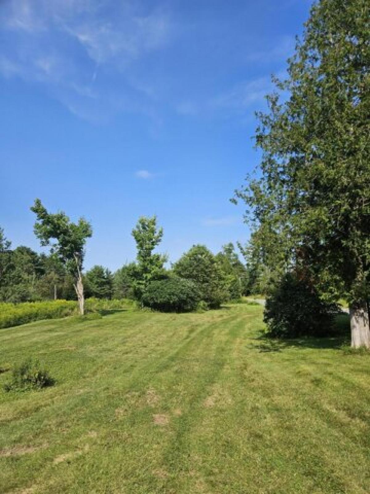 Picture of Home For Sale in Hampden, Maine, United States