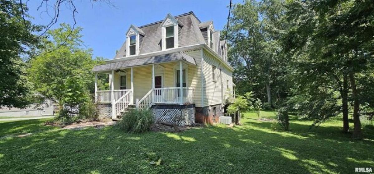 Picture of Home For Sale in Salem, Illinois, United States