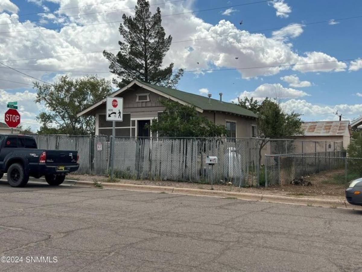 Picture of Home For Sale in Lordsburg, New Mexico, United States