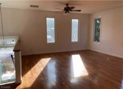 Home For Rent in Dover, New Jersey