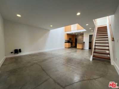 Home For Rent in Venice, California