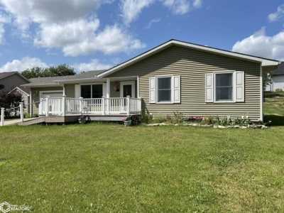 Home For Sale in Osceola, Iowa