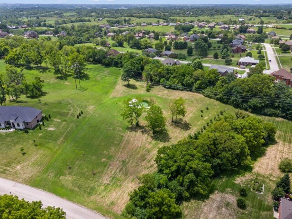 Picture of Residential Land For Sale in Richmond, Kentucky, United States