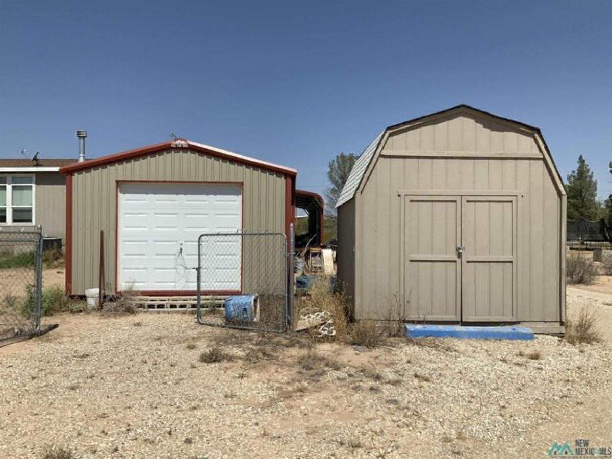 Picture of Home For Sale in Carlsbad, New Mexico, United States