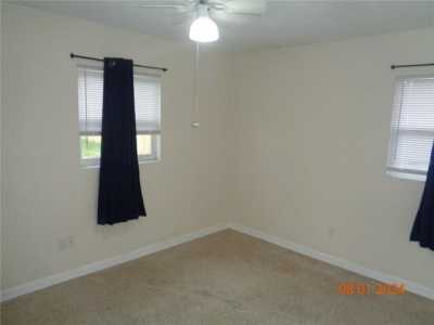 Home For Rent in Deland, Florida