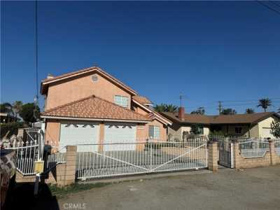 Home For Sale in Nuevo, California