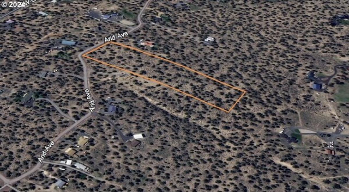 Picture of Residential Land For Sale in Bend, Oregon, United States