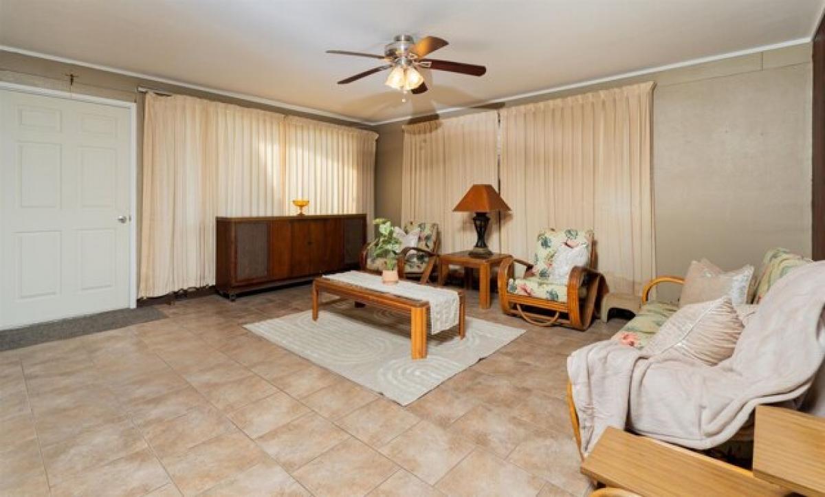 Picture of Home For Sale in Kahului, Hawaii, United States