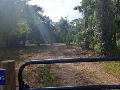 Residential Land For Sale in Crescent City, Florida