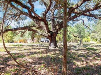 Residential Land For Sale in Hallettsville, Texas