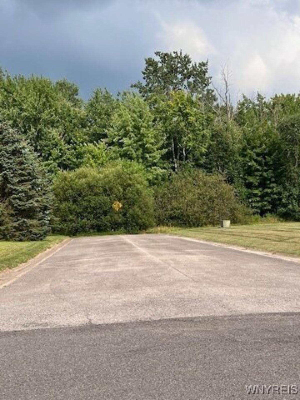 Picture of Residential Land For Sale in Lockport, New York, United States