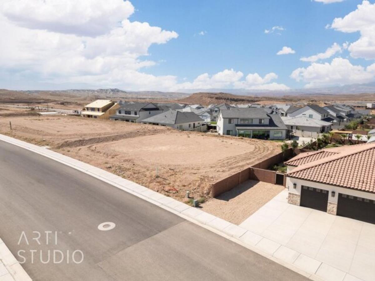 Picture of Residential Land For Sale in Saint George, Utah, United States