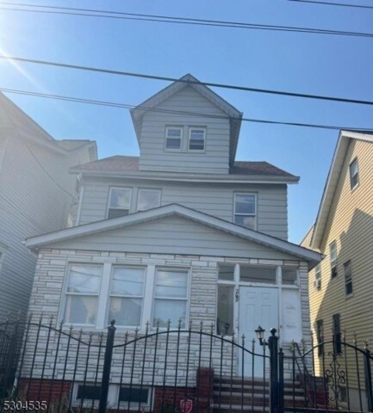 Picture of Home For Rent in Irvington, New Jersey, United States