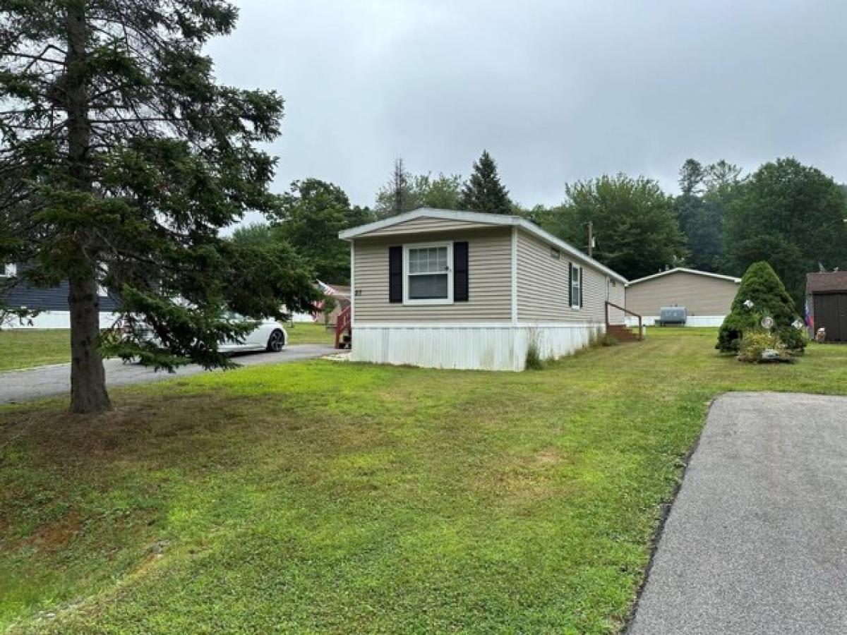 Picture of Home For Sale in Arundel, Maine, United States