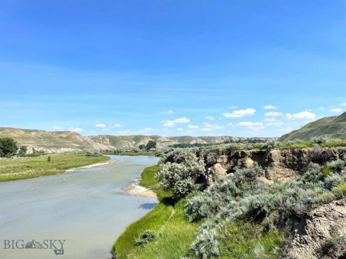 Picture of Residential Land For Sale in Loma, Montana, United States