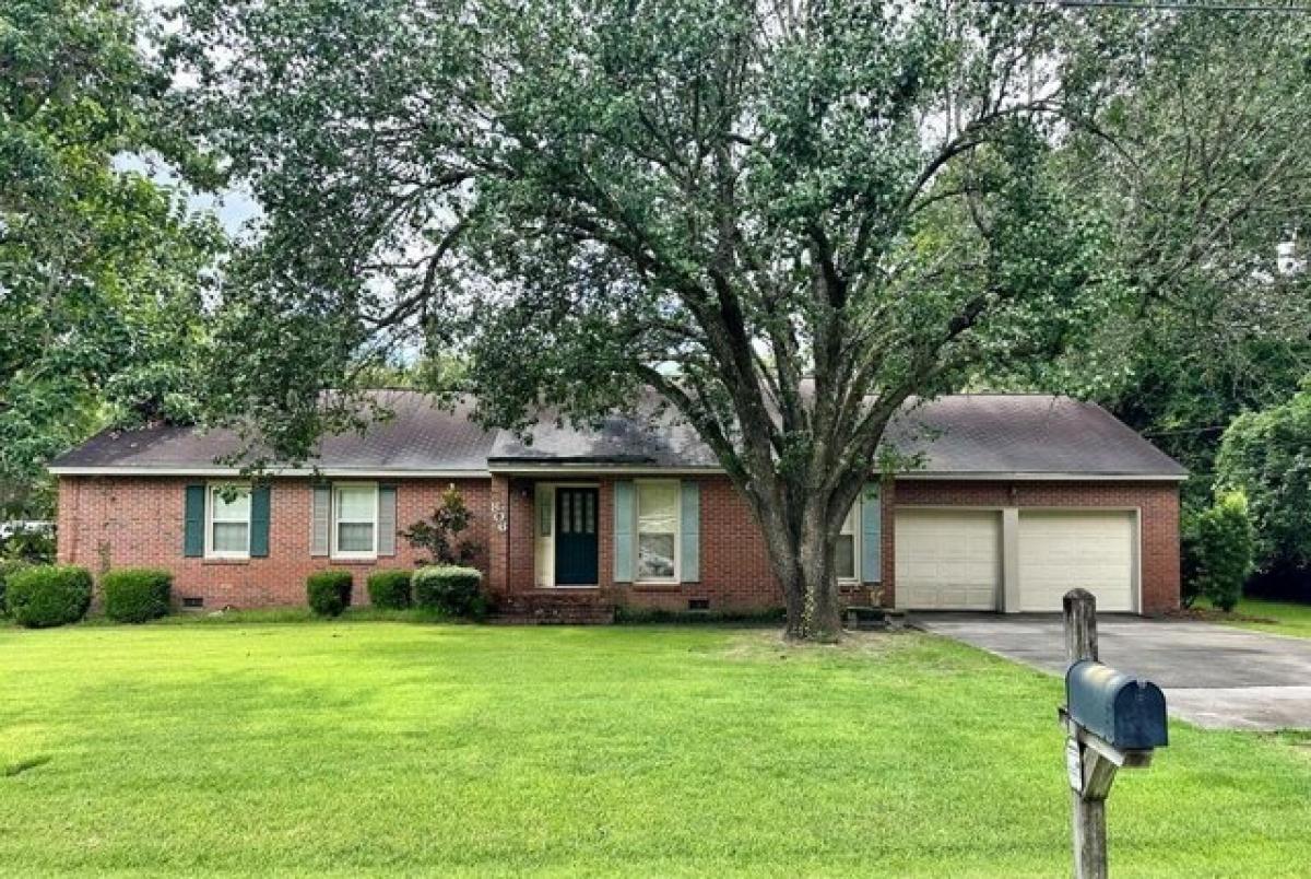 Picture of Home For Sale in Adel, Georgia, United States