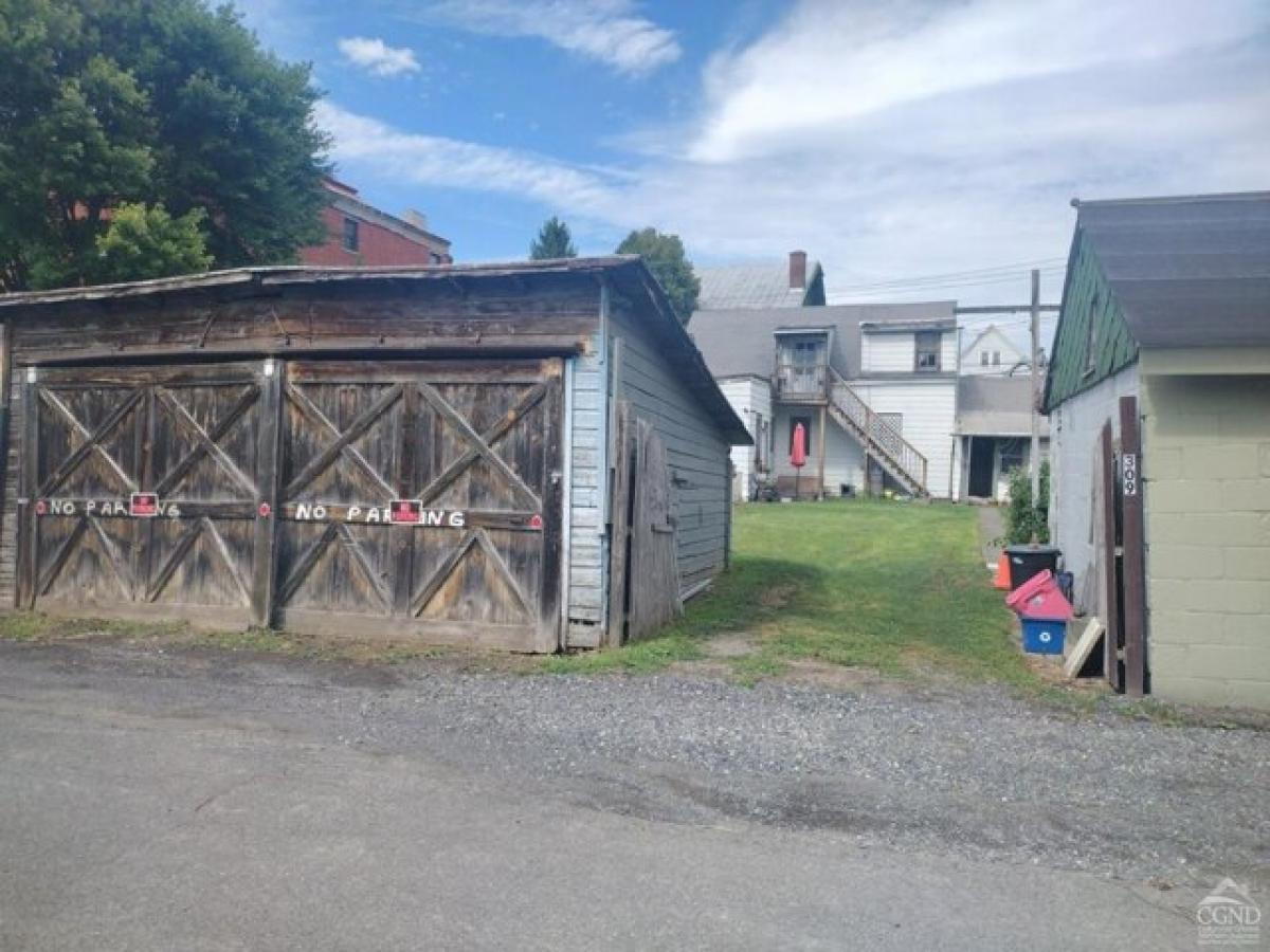 Picture of Home For Sale in Hudson, New York, United States