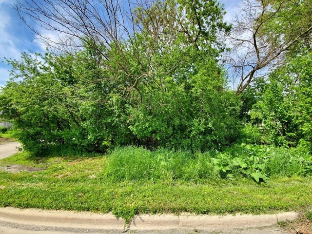 Picture of Residential Land For Sale in Wheaton, Illinois, United States