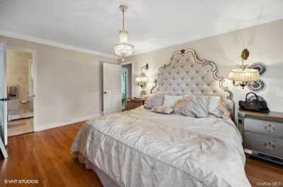 Home For Rent in New Rochelle, New York