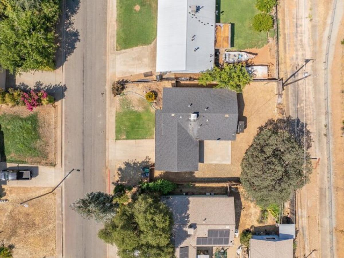 Picture of Home For Sale in Anderson, California, United States