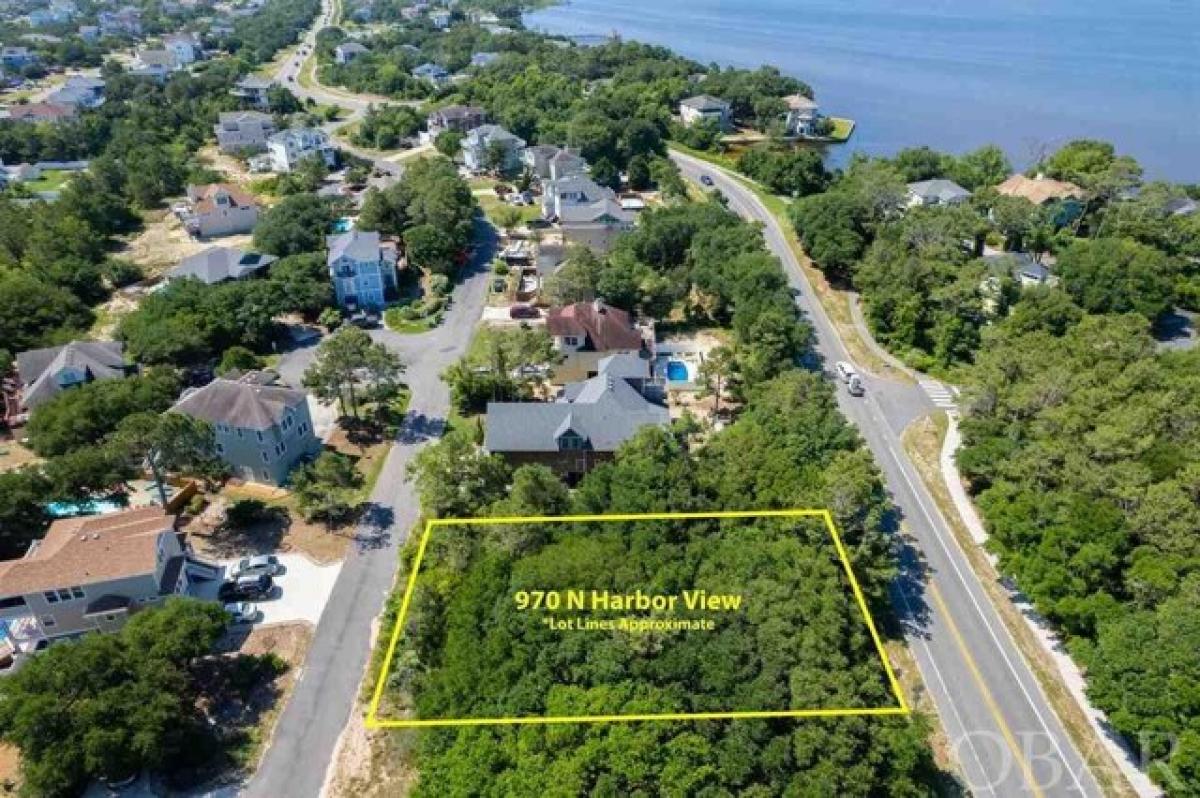 Picture of Residential Land For Sale in Corolla, North Carolina, United States