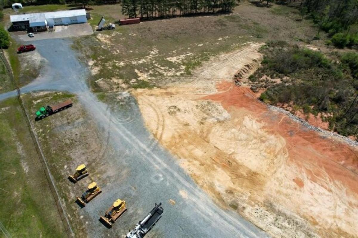 Picture of Residential Land For Sale in Carthage, North Carolina, United States