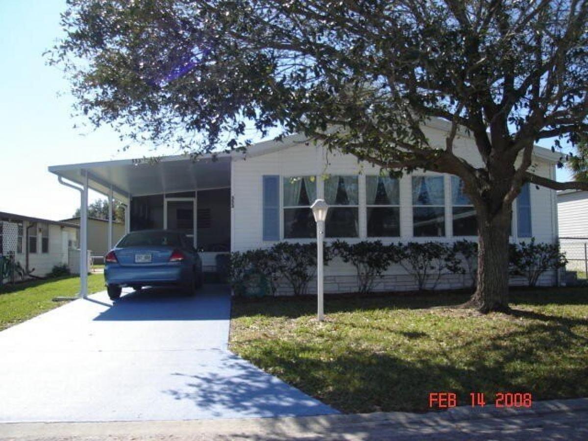 Picture of Home For Sale in Barefoot Bay, Florida, United States