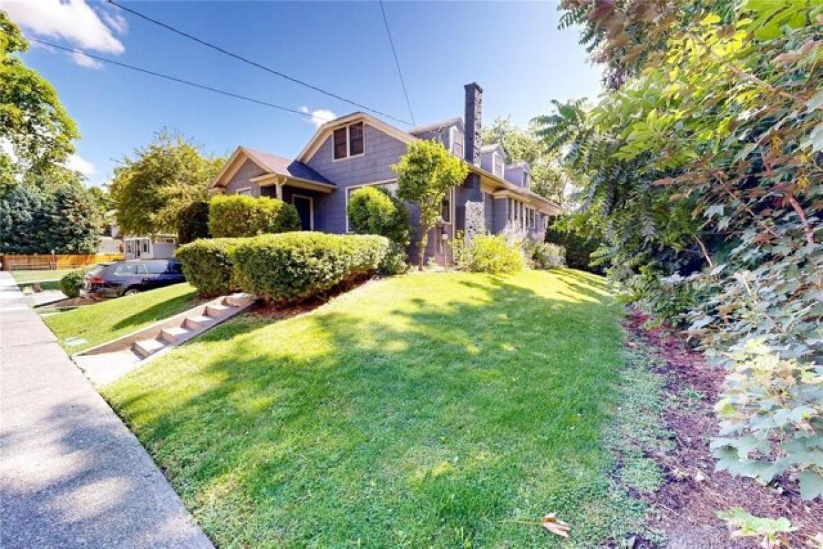 Picture of Home For Sale in Walla Walla, Washington, United States