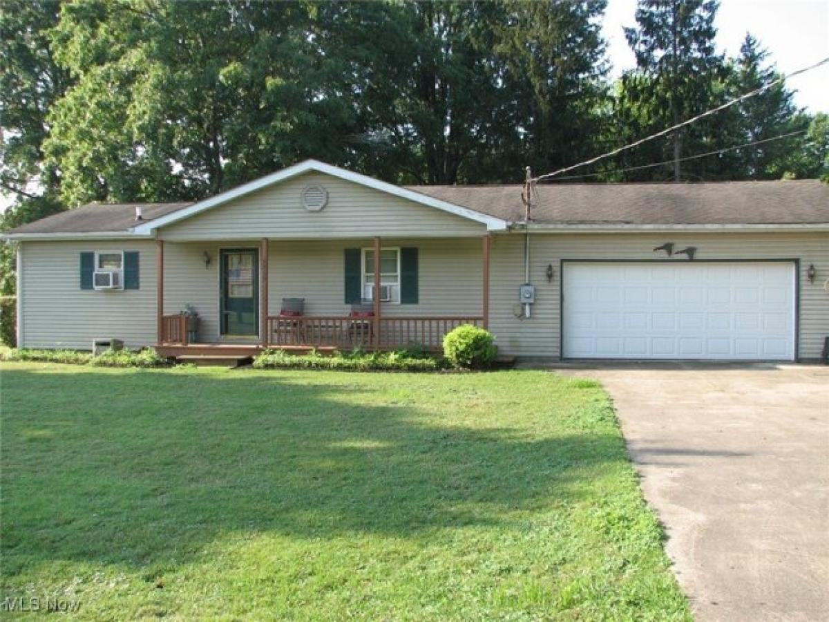 Picture of Home For Sale in Andover, Ohio, United States