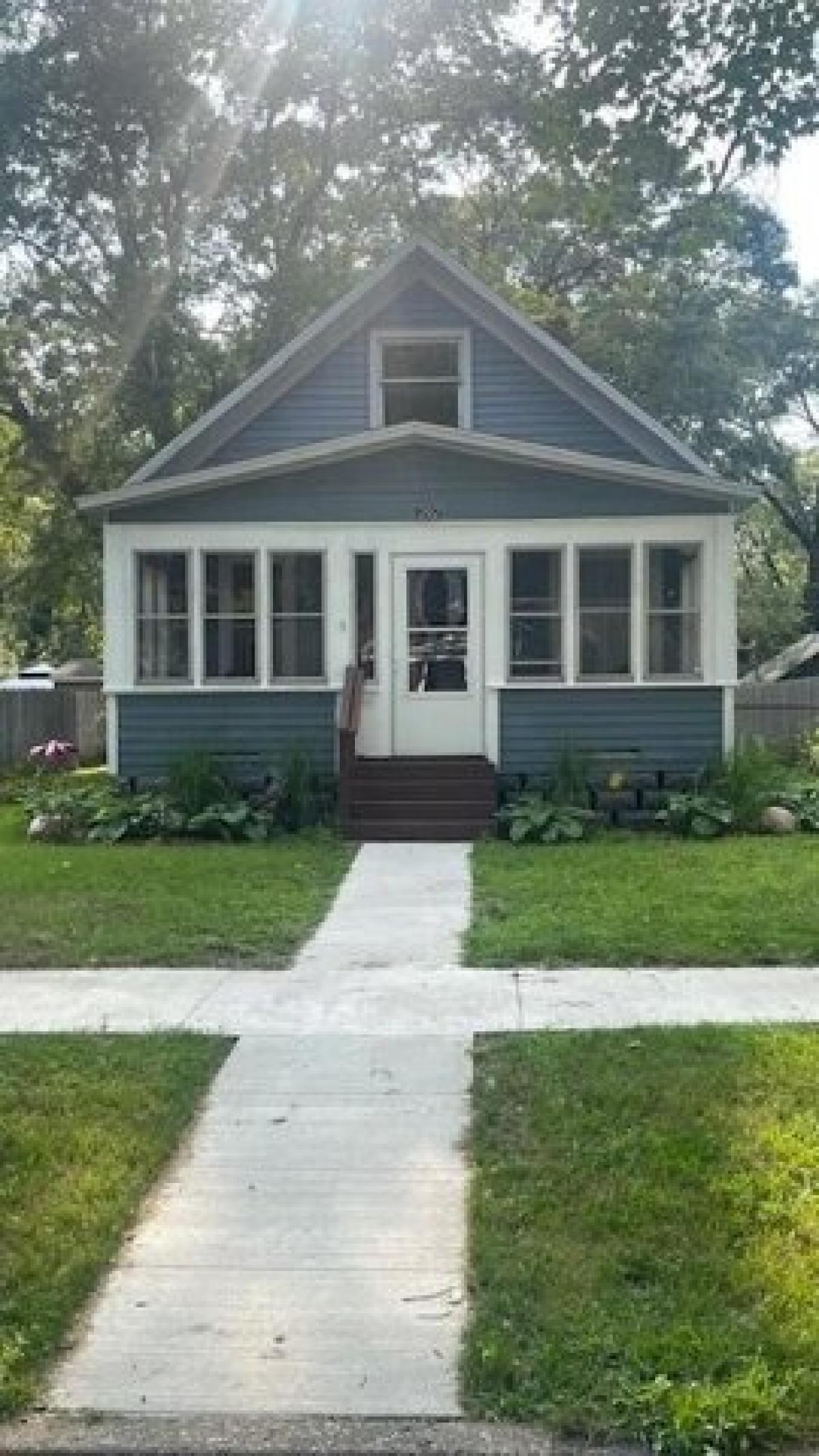 Picture of Home For Sale in Muskegon Heights, Michigan, United States