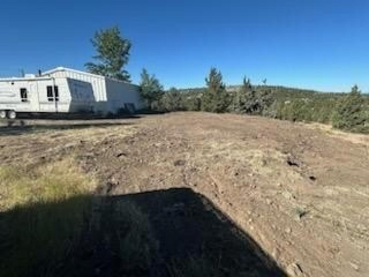 Picture of Residential Land For Sale in Prineville, Oregon, United States