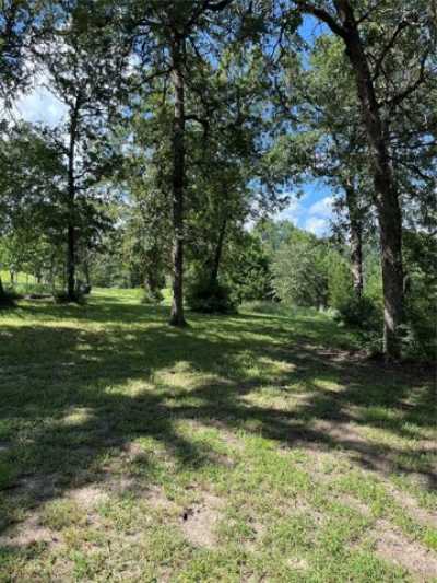 Residential Land For Sale in Hilltop Lakes, Texas