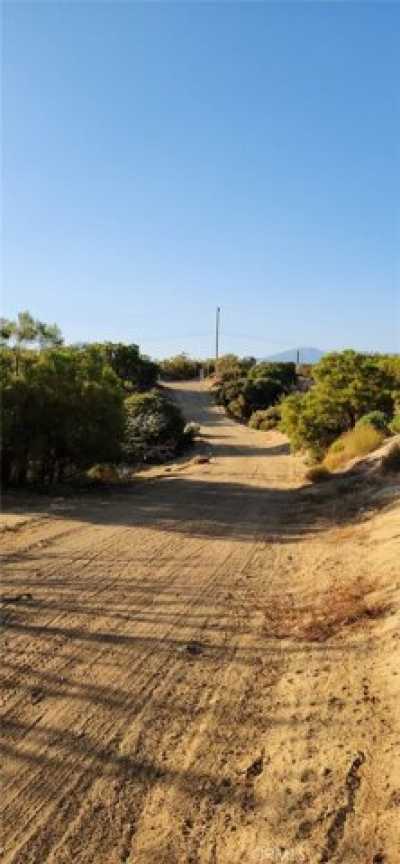 Residential Land For Sale in Anza, California