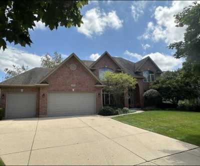 Home For Sale in Batavia, Illinois