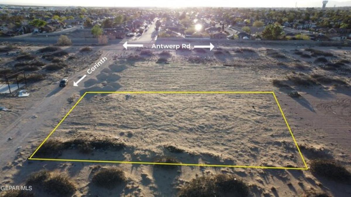 Picture of Residential Land For Sale in Horizon City, Texas, United States