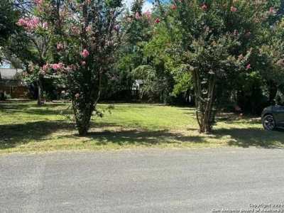 Residential Land For Sale in Seguin, Texas