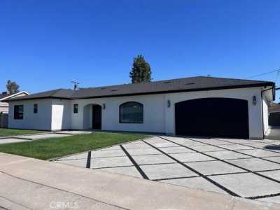 Home For Rent in Orange, California