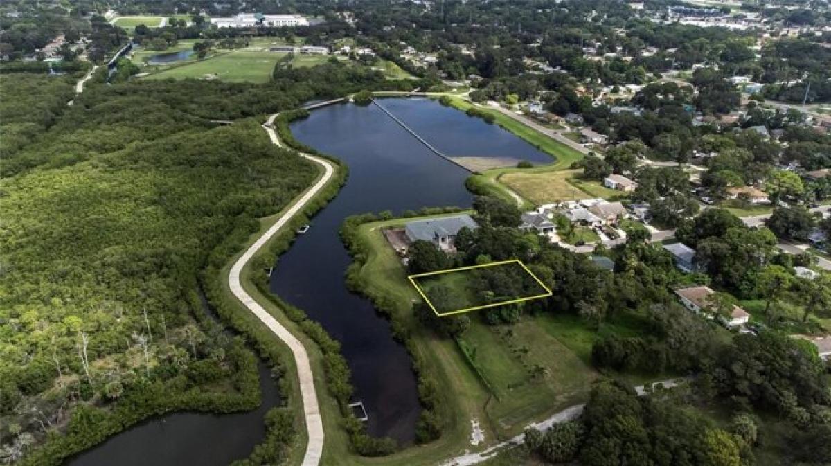 Picture of Residential Land For Sale in Saint Petersburg, Florida, United States