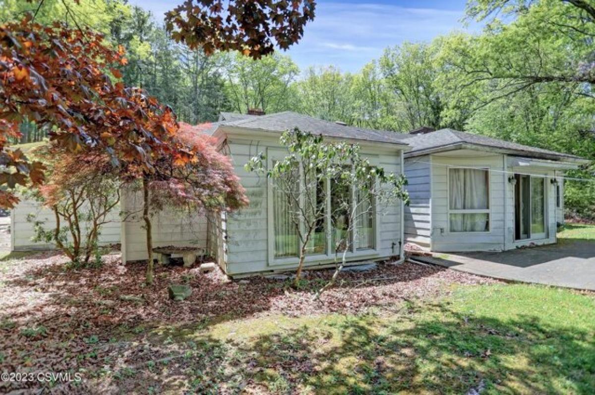 Picture of Home For Sale in Lykens, Pennsylvania, United States