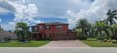 Home For Sale in Ellenton, Florida