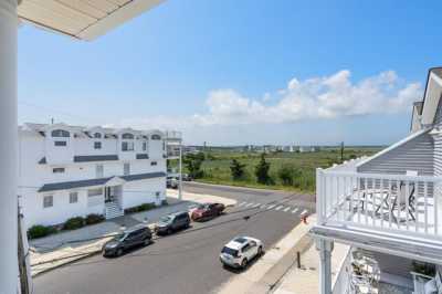 Home For Sale in Sea Isle City, New Jersey