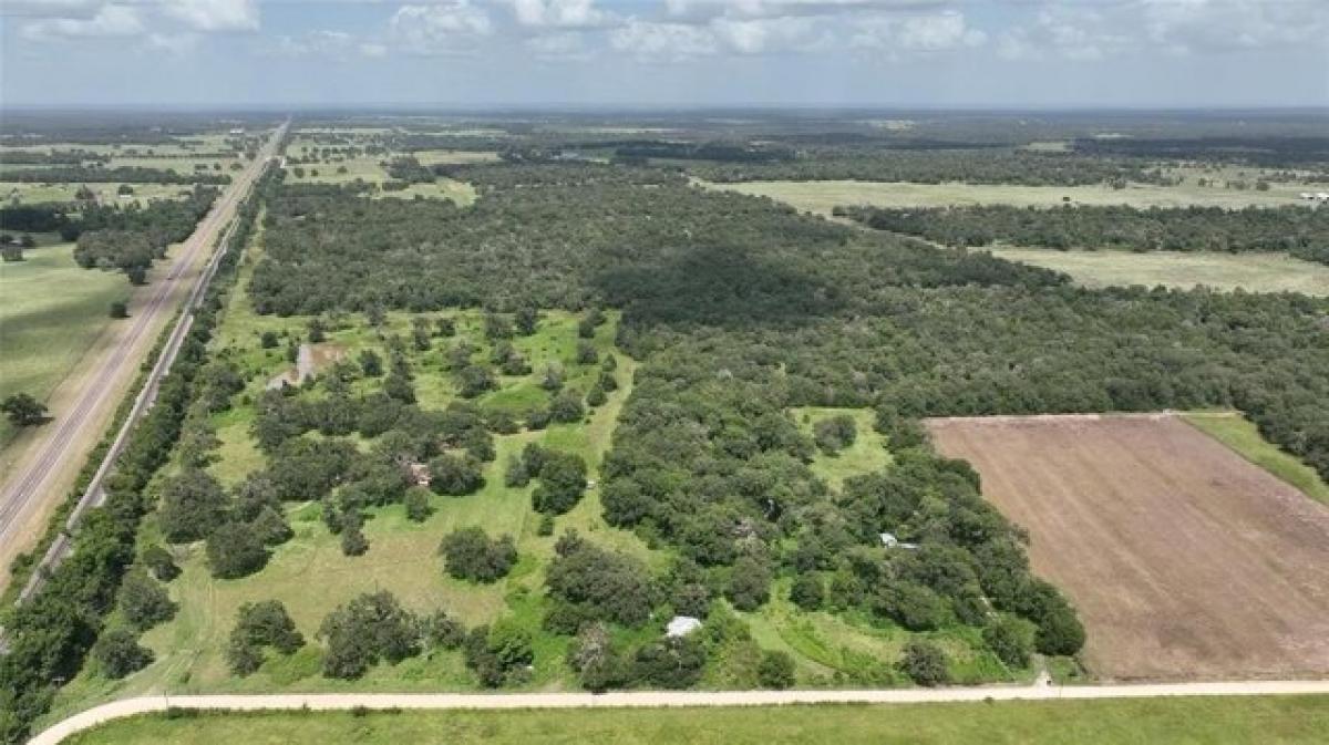 Picture of Home For Sale in Gause, Texas, United States